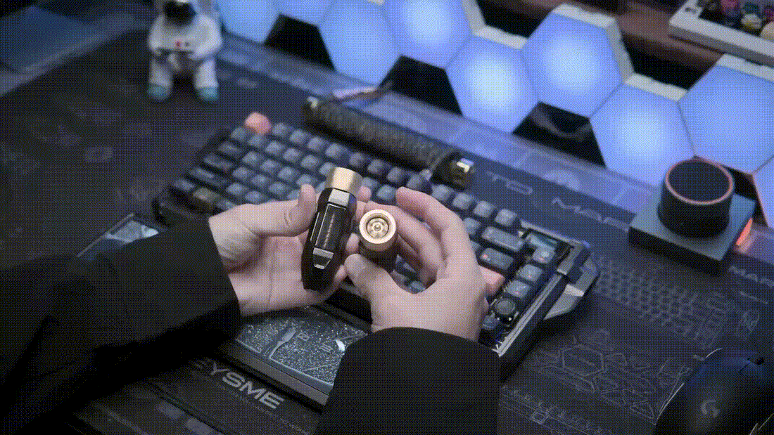 Mars 03 Rocket show.gif__PID:b14288f6-171a-4fba-a90e-69ac163770d0