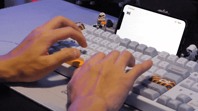 keysme lunar 01 spaceship mechanical keyboard multifunctional pick up lamp.gif__PID:c832dac5-f005-42f6-83bd-b67ea73267be